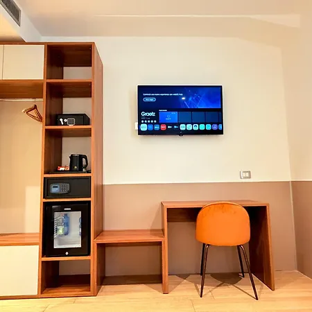 Hotel Lh