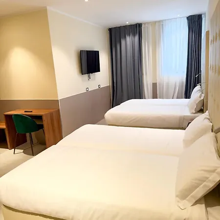 Hotel Lh Milán