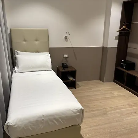 Hotel Lh Milan