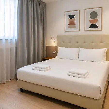 Hotel Lh