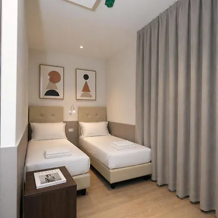Lh Hotel 4*