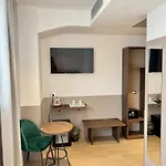 Lh 4* Μιλάνο