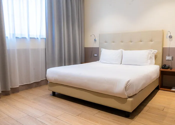 Otel Lh Milano